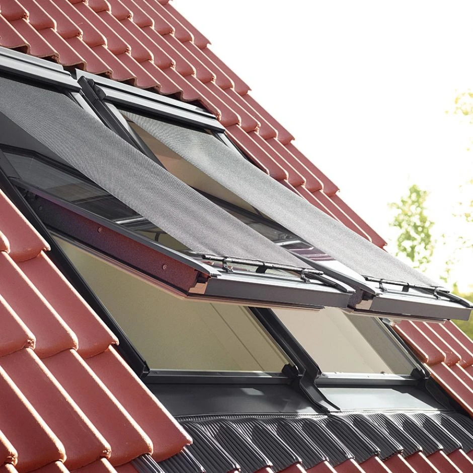 VELUX Hitzeschutzmarkise Aussen Uni Schwarz 5060 – Bild 2
